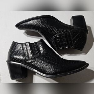 Seven 7 Casanova‎ Black Ankle Boots Croc Faux Leather Chelsea Booties Women's 11
